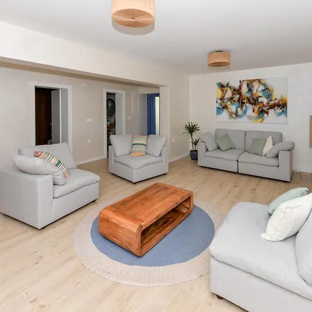 Vila Magna