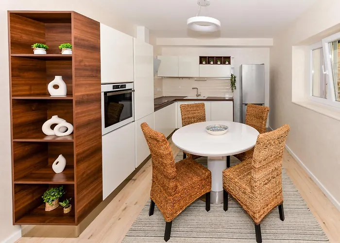 Magna * Dobropoljana