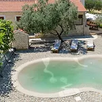 Magna Villa