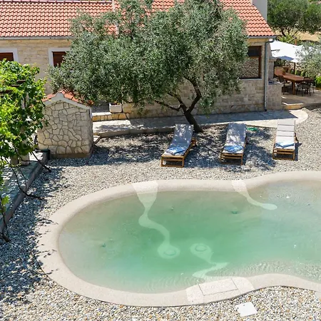 Magna Villa